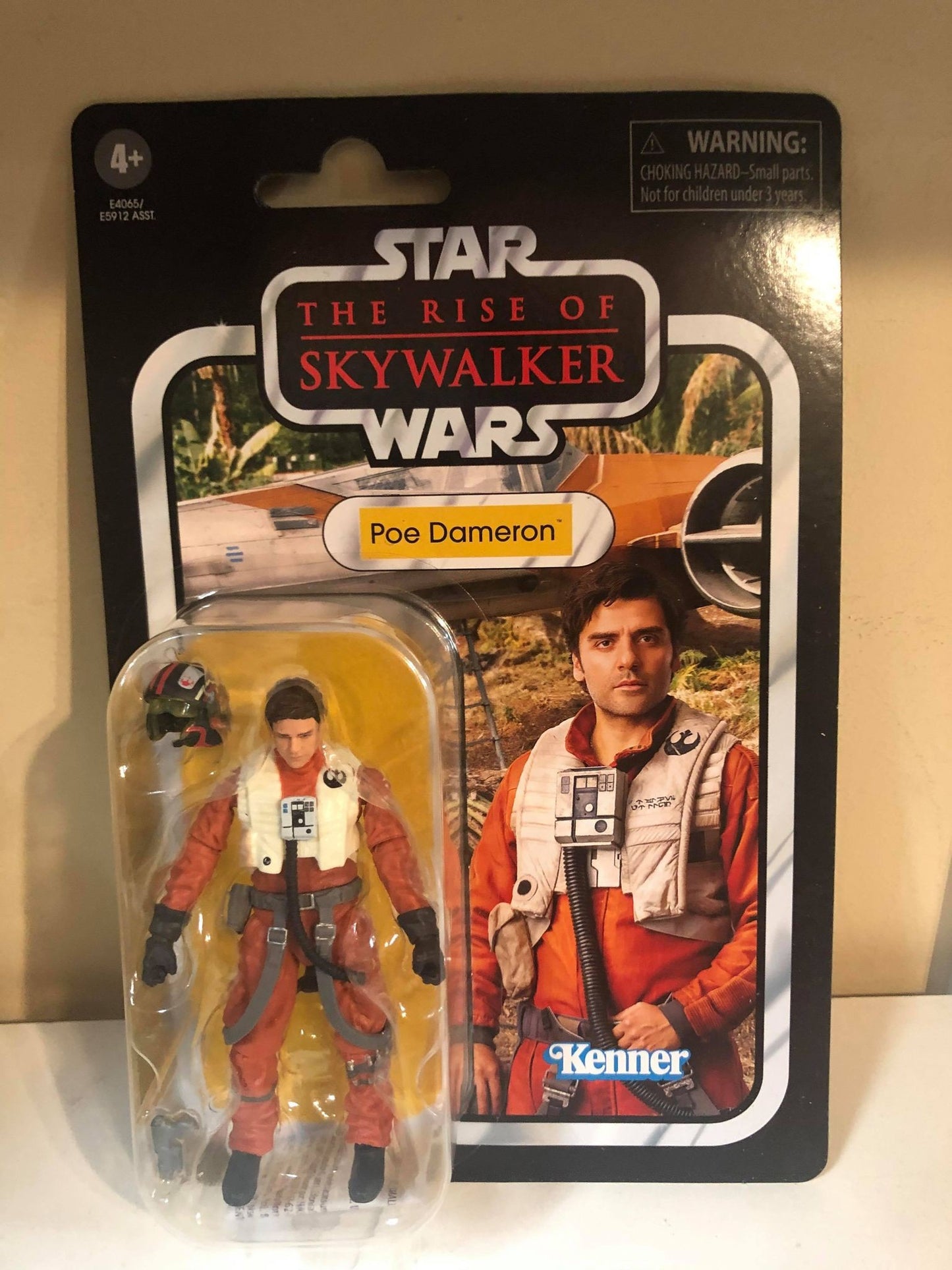 Poe Dameron VC160