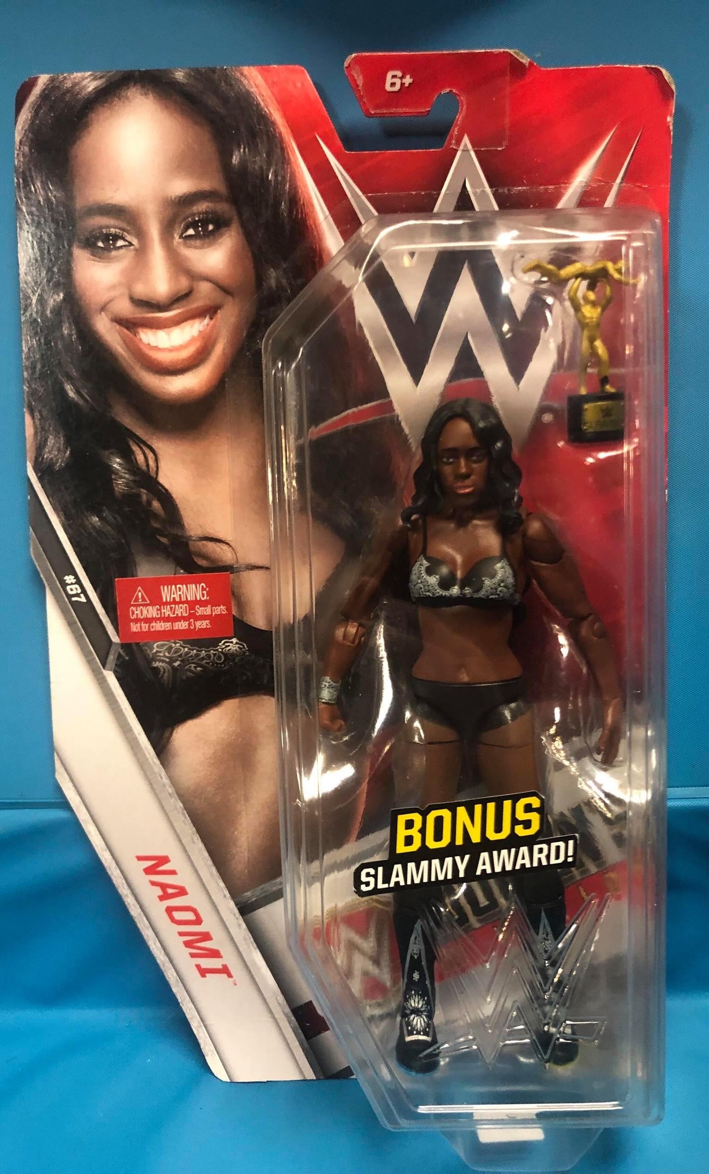Naomi w/ Slammy Award