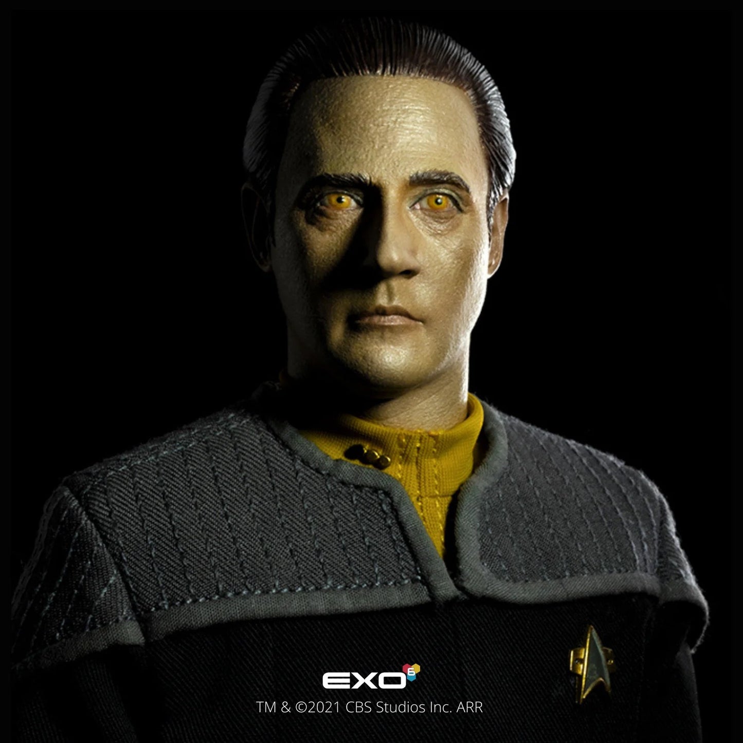Data : First Contact