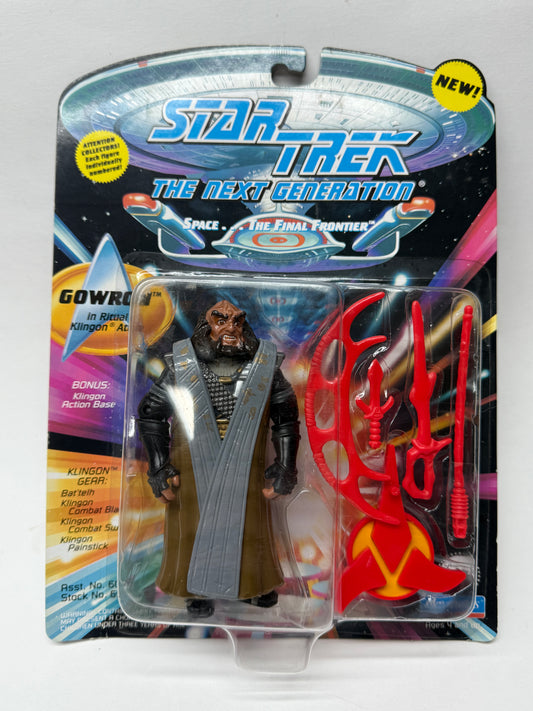 Gowron en tenue rituelle klingonne