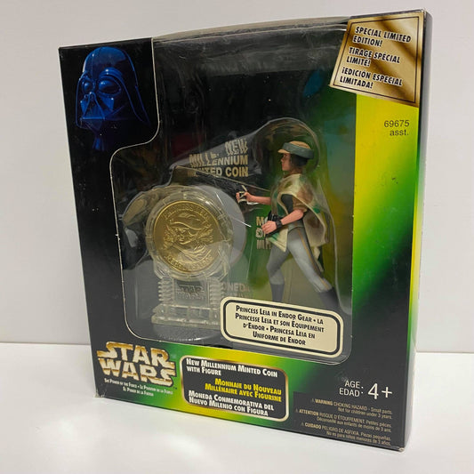 Priincess Leia in Endor Gear w/ Coin