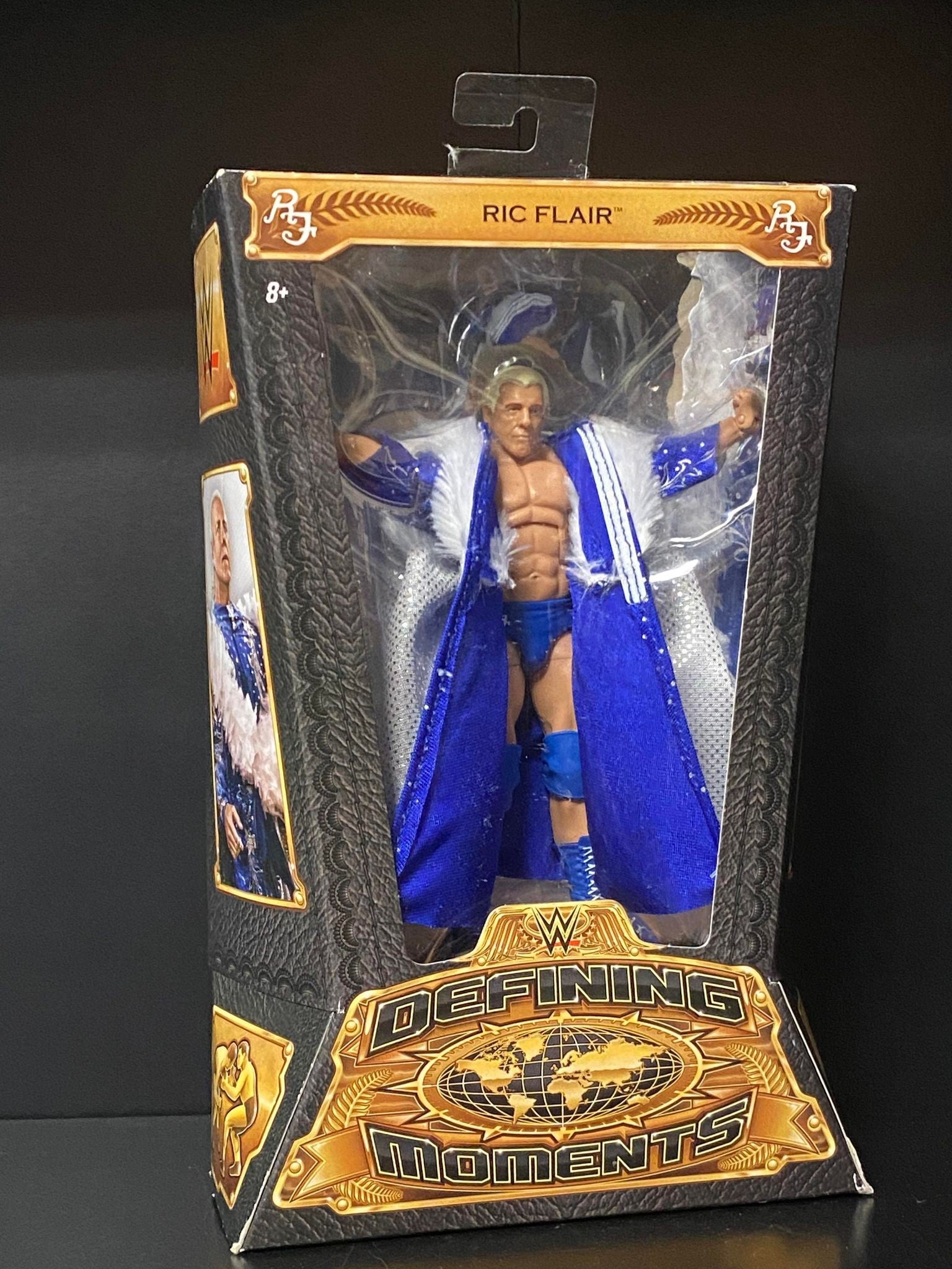 WWE Elite Collection – Ric Flair Definitive Moments Figura Da Collezione (con Vestaglia E Cintura Deluxe)