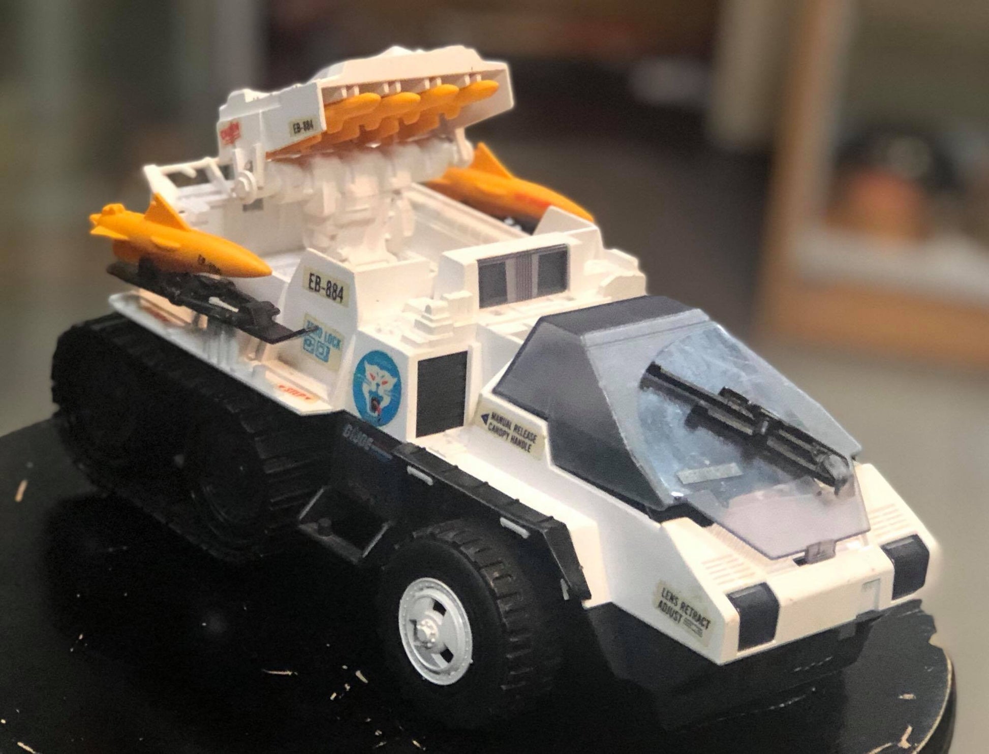 Snow Cat (1985)